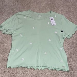 Women’s Hollister green cropped t shirt with flowers